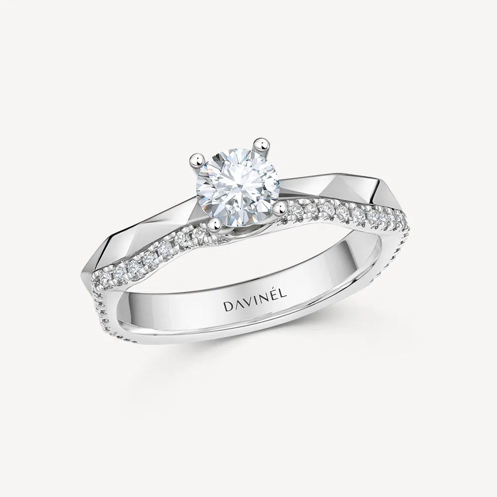 Davinél Verlobungsring Axiomé aus 950er Platin mit zentralem Brillant und seitlich gefassten Diamanten