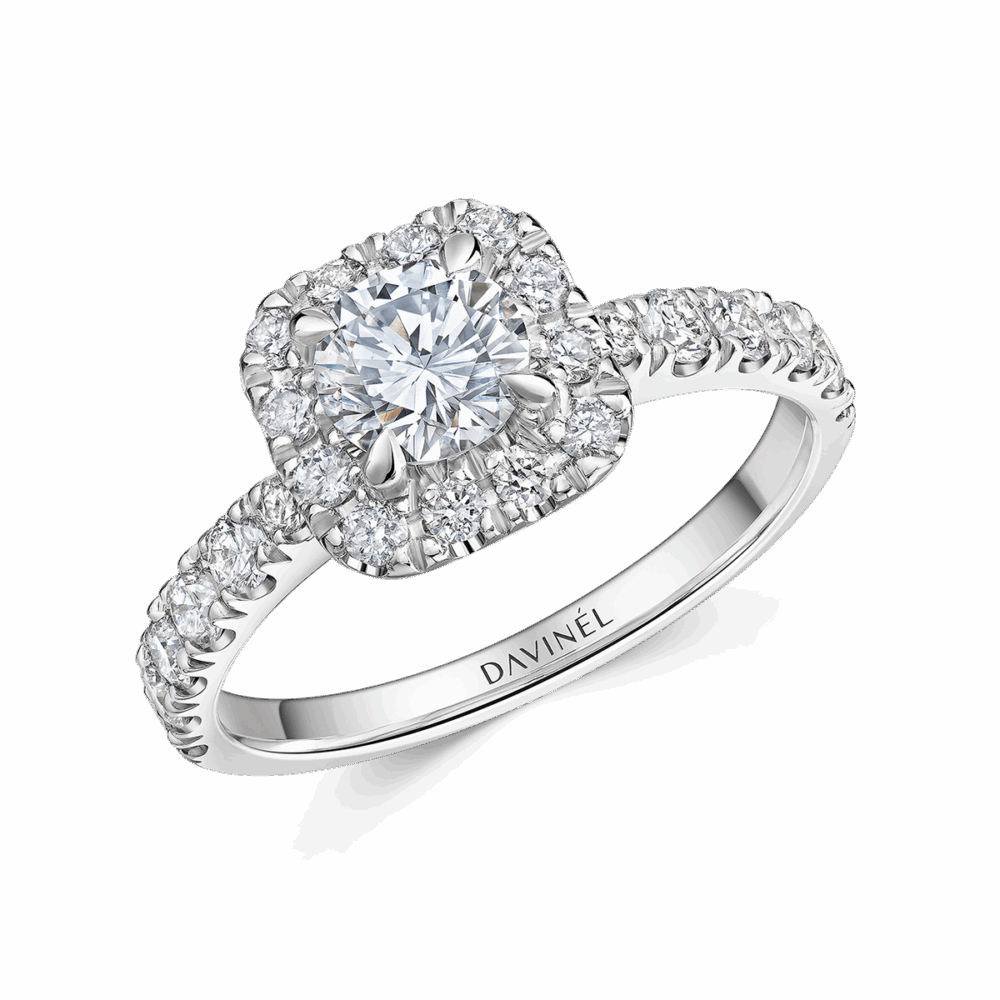 Draufsicht des Verlobungsrings Coeur Pur aus Platin mit Cushion-Diamant, Halo und seitlichem Brillantbesatz