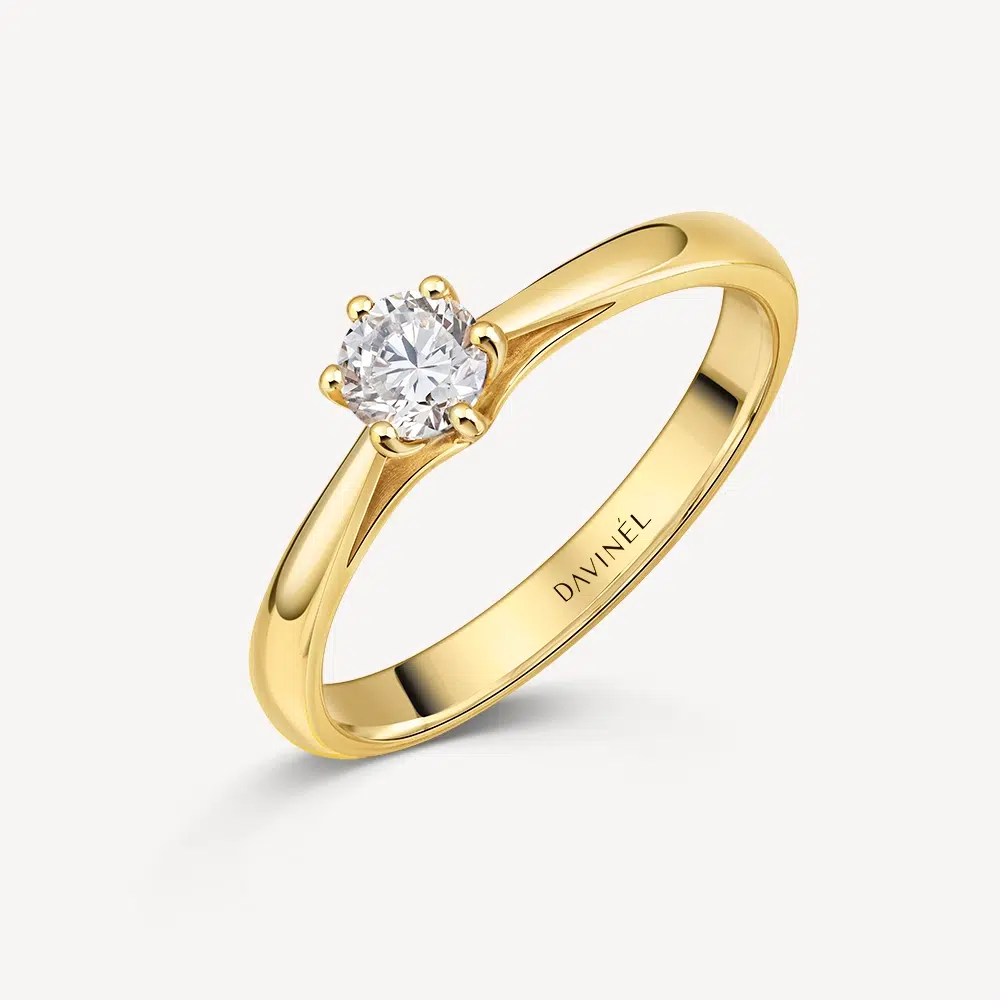 Verlobungsring Cœur Sauvage aus 585/- Gelbgold mit 0,25ct. Brillant in klassischer Sechs-Krappen-Fassung, Draufsicht