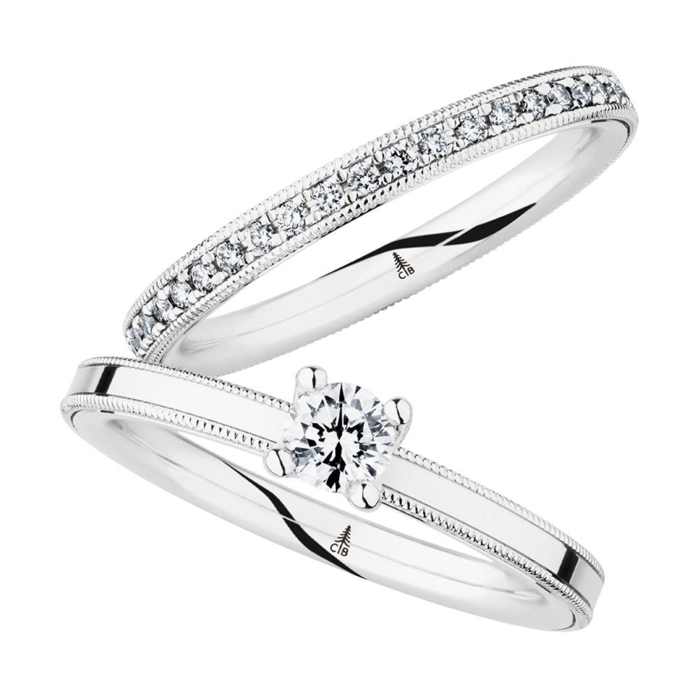 Weißgoldring „Enchanted Garden“ mit 41 funkelnden Diamanten und zarter Perlierung – inspiriert von der Magie eines geheimnisvollen Gartens