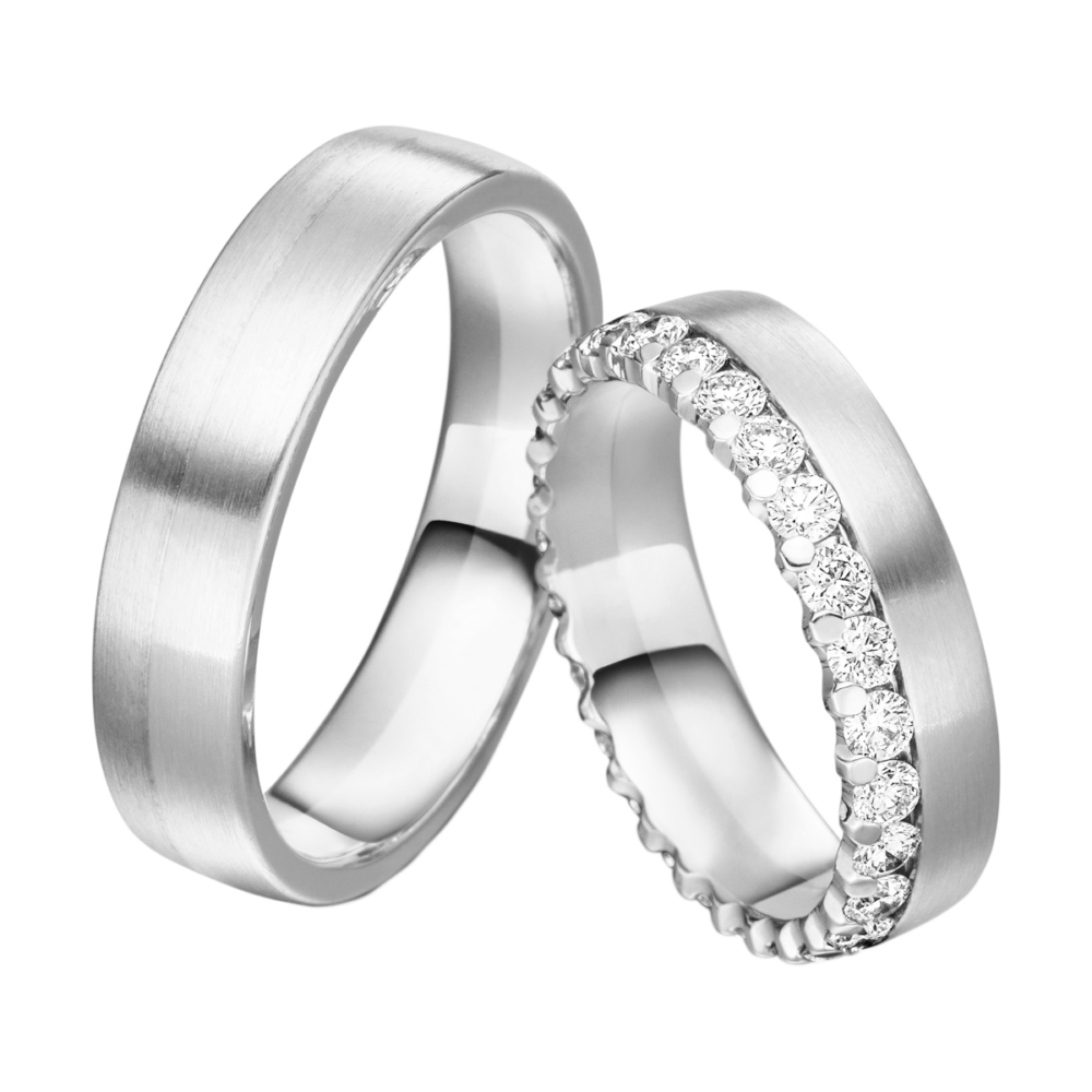 Weißgoldener Ring mit mattierter Oberfläche und Kronenfassung – raffinierter Glanz für die Ewigkeit