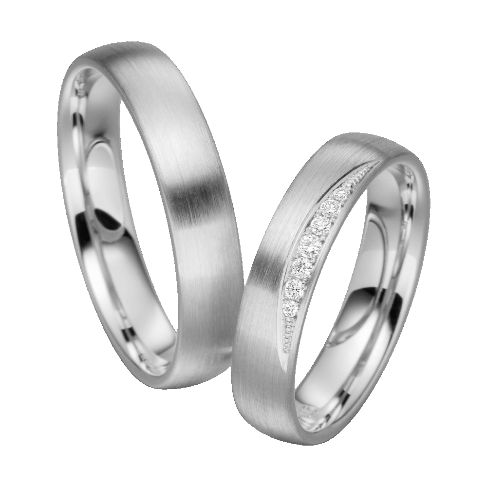 Weißgoldene Ringe Himmelsgold mit halbmondförmigem Brillantbesatz im Damenring und schlichter Eleganz